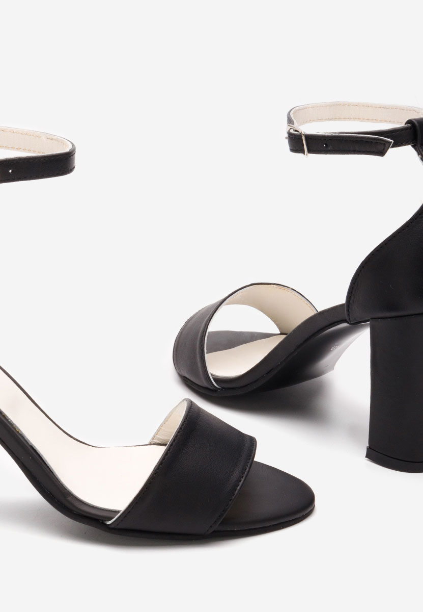 Sandales en cuir naturel noires Amais