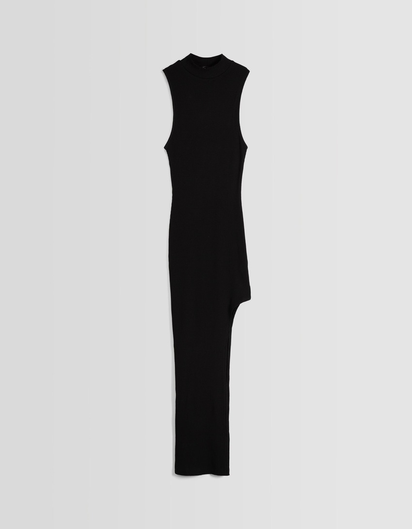 Vestido midi com fenda lateral