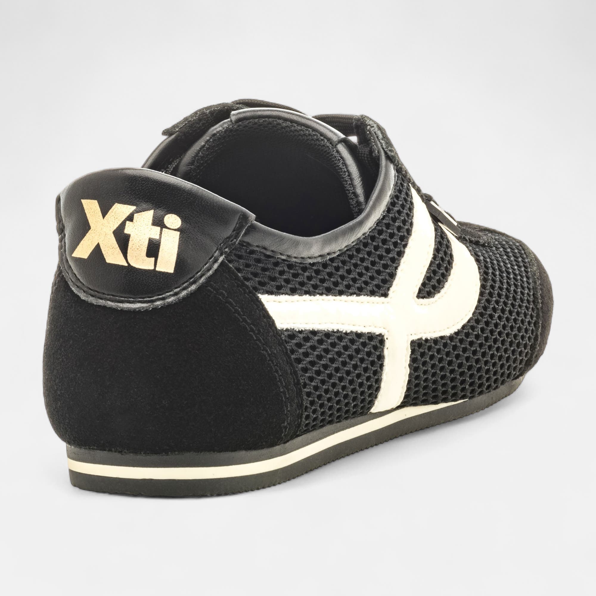 Baskets basses Femme noir
