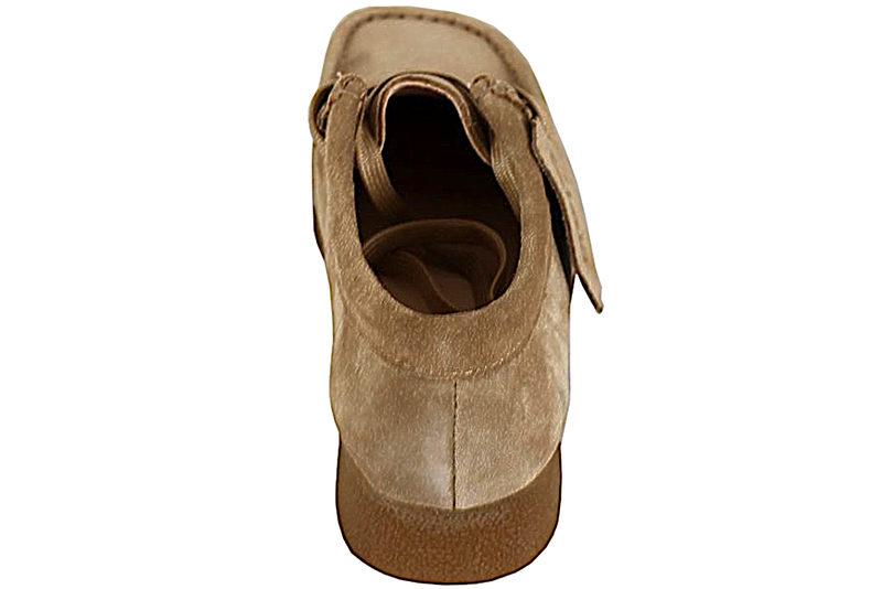 CLARKS WALLABEE EVOSH DARK SAND SUEDE SHOE