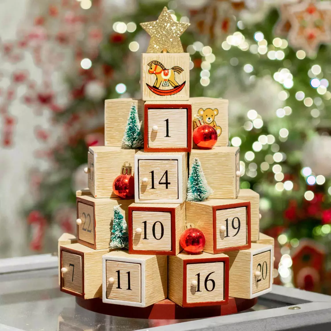 Calendrier de l'Avent à remplir Sapin festif Multicolore