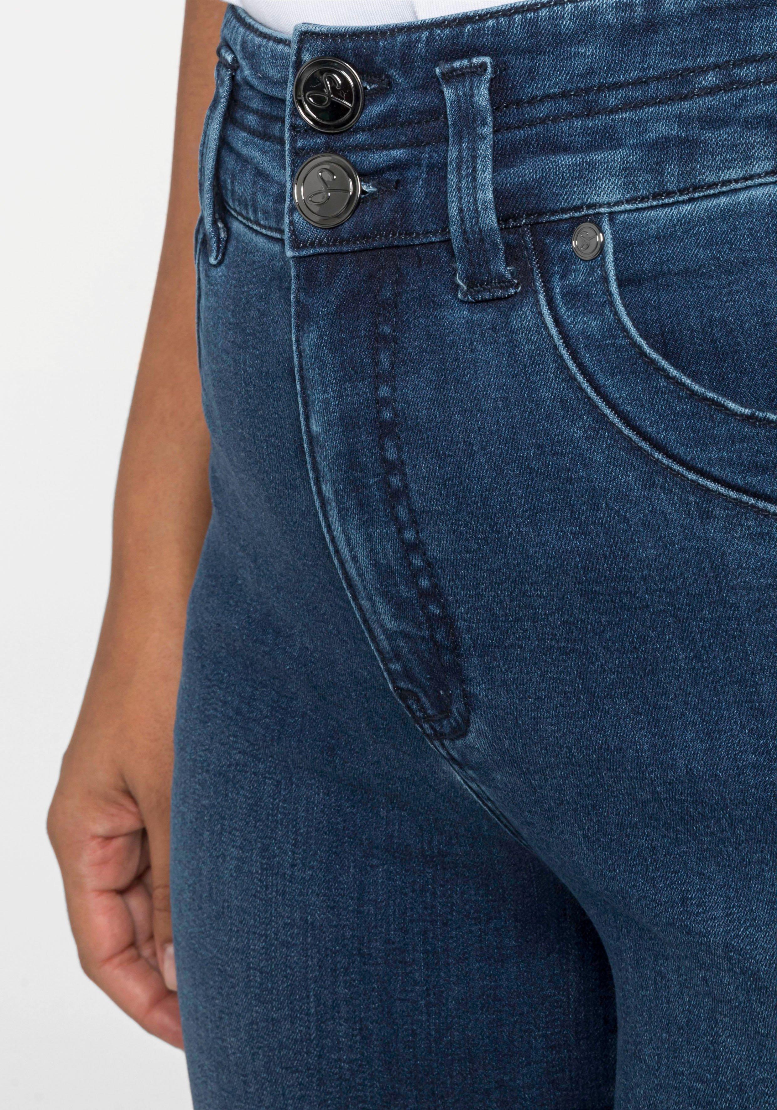 Gerade Jeans in Curvy-Schnitt MANUELA