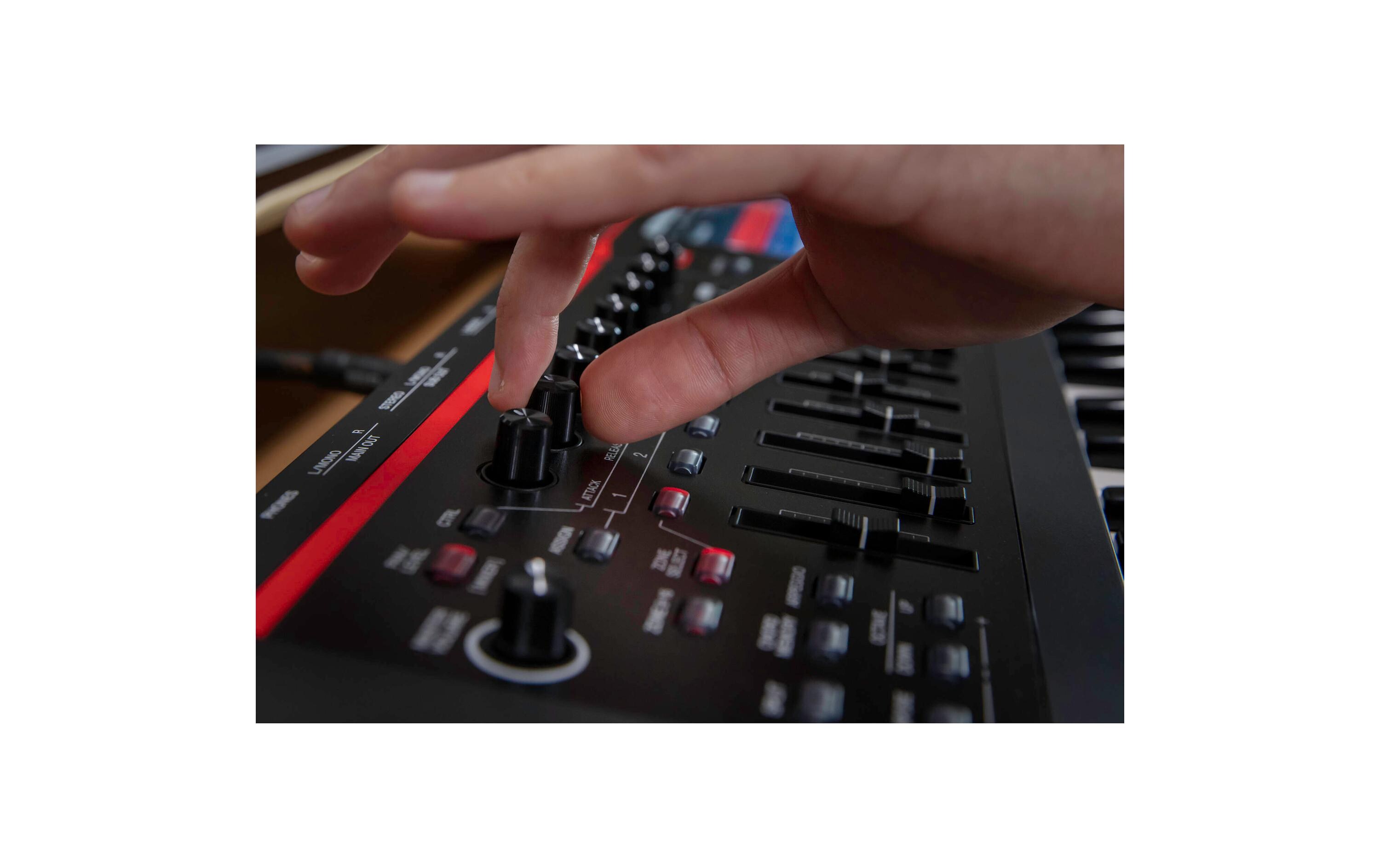 Workstation FANTOM-06<br>Ihre kreativste Vision an einem Ort