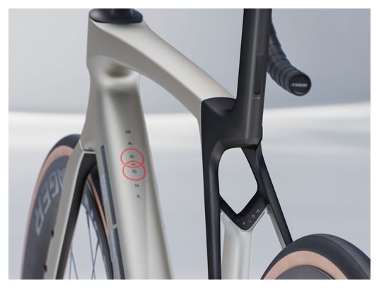 Vélo de Route Trek Madone SL 7 Shimano Ultegra Di2 12V 700 mm Gris Gén. 8 - Produit Reconditionné