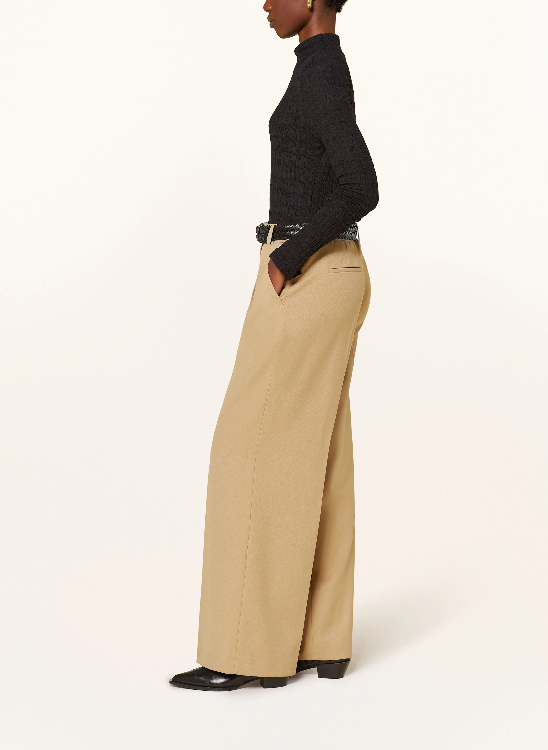 SEDUCTIVE Hose ARTA