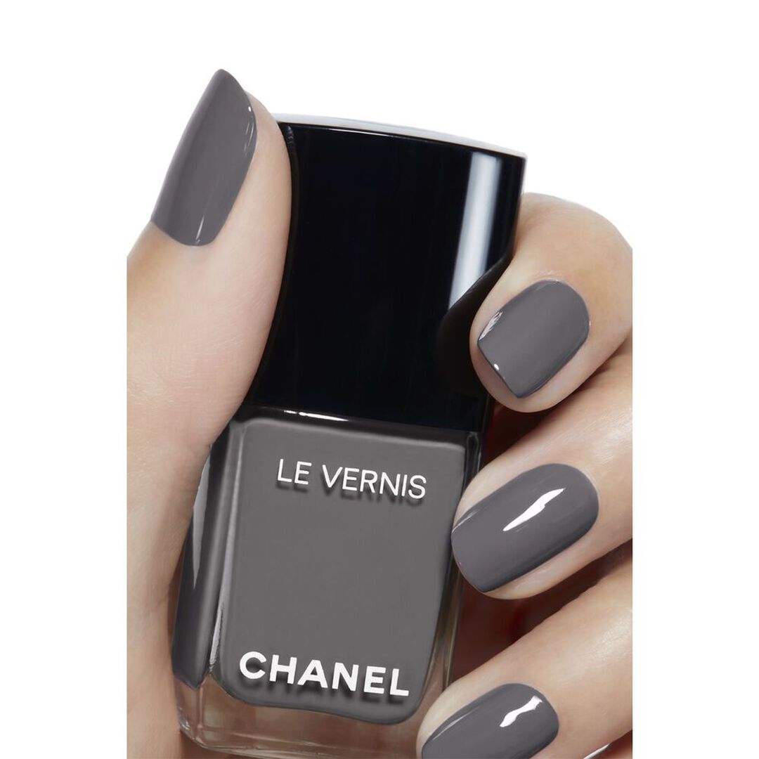 Rouge Noir LE VERNIS