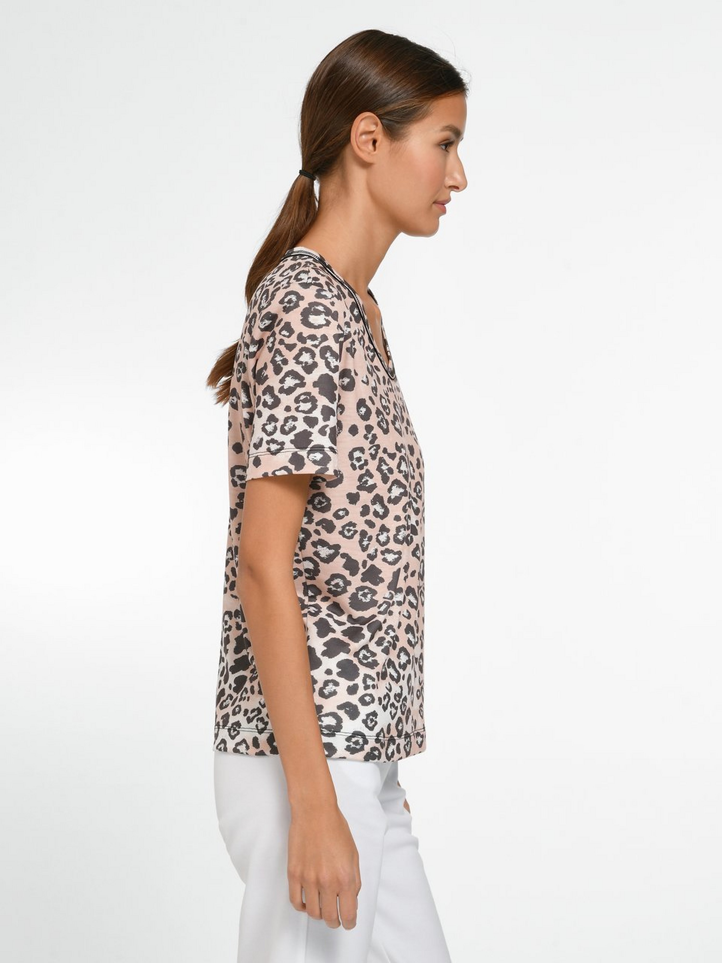 V-Shirt