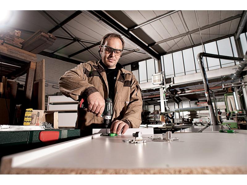 Metabo Akku-Bohrschrauber PowerMaxx BS Basic 2 x 2.0 Ah PowerMaxx Bohrschrauber der 12-Volt-Klasse im Kunststoff-Koffer