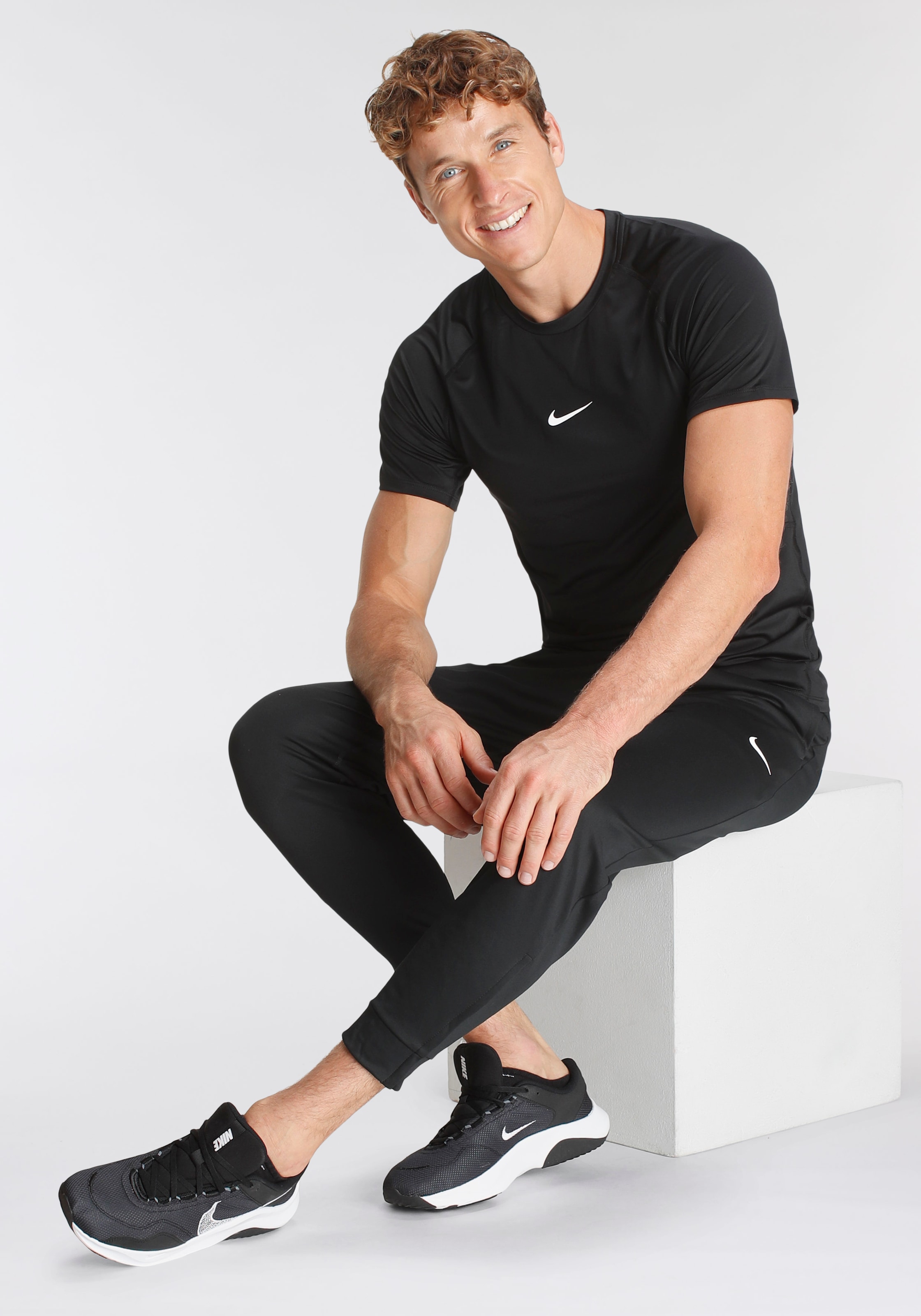 Nike Trainingshose »DRI-FIT TOTALITY MENS TAPERED FITNE«