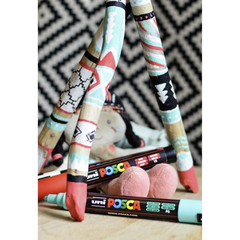 Marqueur Posca couleurs et pointes assorties - Mallette de 60