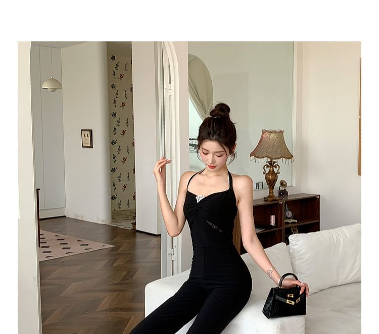 Yilda - Halter Effen Uitlopende Jumpsuit