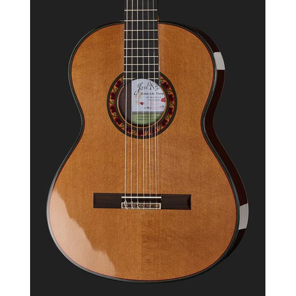 Ramirez Guitarra del Tiempo Cedar