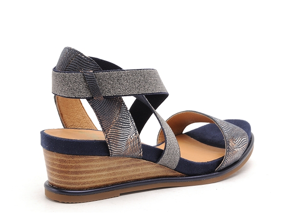 Mamzelle nu pieds talons femme naf bleu