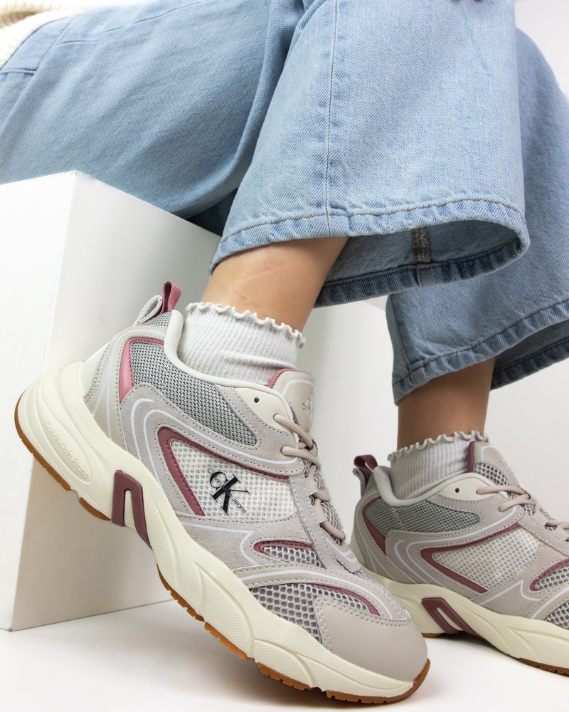 Calvin Klein Retro Tennis Dad Sneakers  - beige