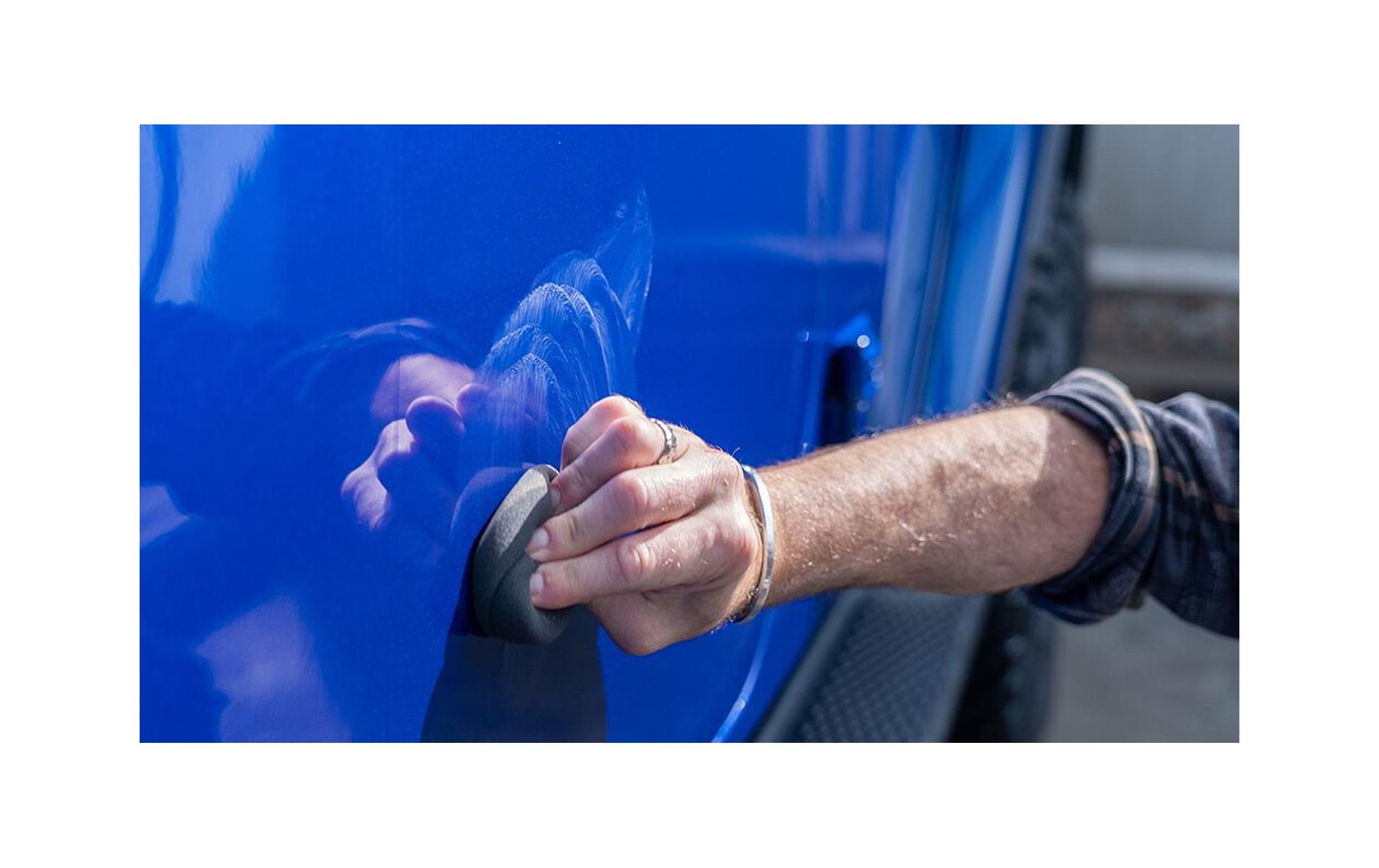 Hybrid CarWax&Polish, Flasche à 500 mlSwiss Made, mehr Schutz & Farbverstärkung
