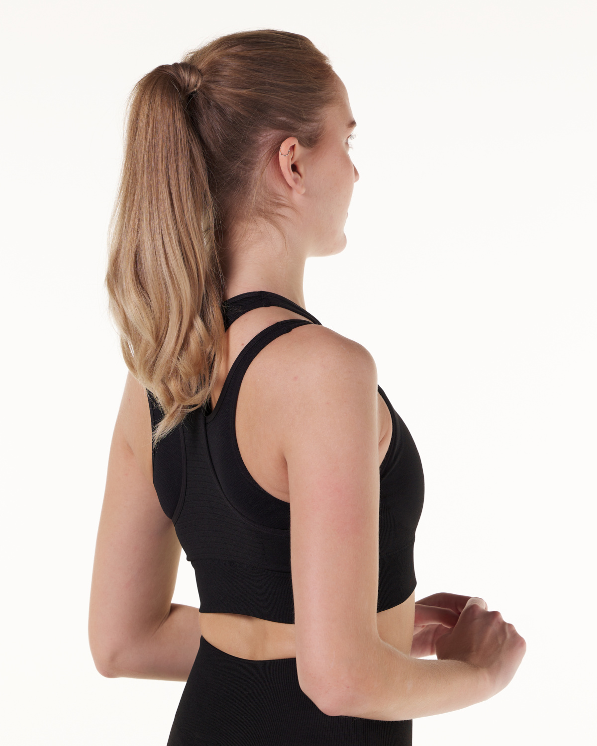 LEVITY Solar Cut Out Seamless Bra Black