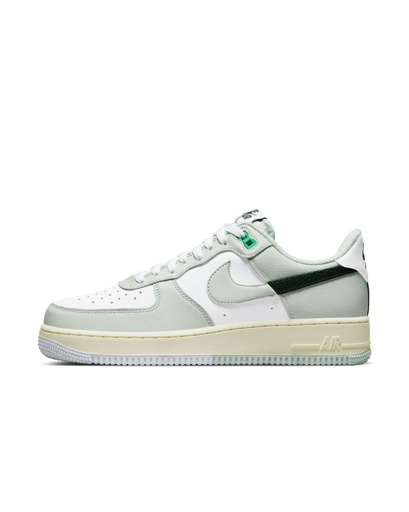 Chaussures Nike Air Force 1 '07 LV8 Gris & Blanc pour homme
