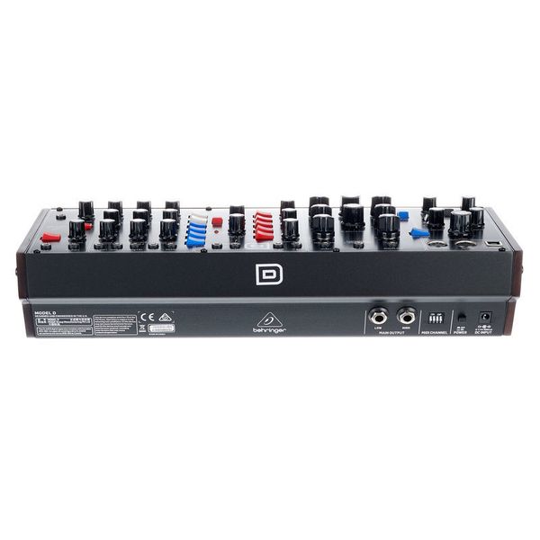 Behringer Model D