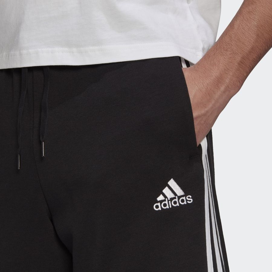 adidas Short d'Entraînement Essentials French Terry 3-Stripes - Noir/Blanc