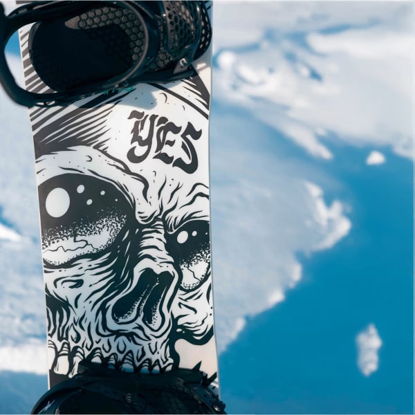 Planche de snowboard YES ALL-IN