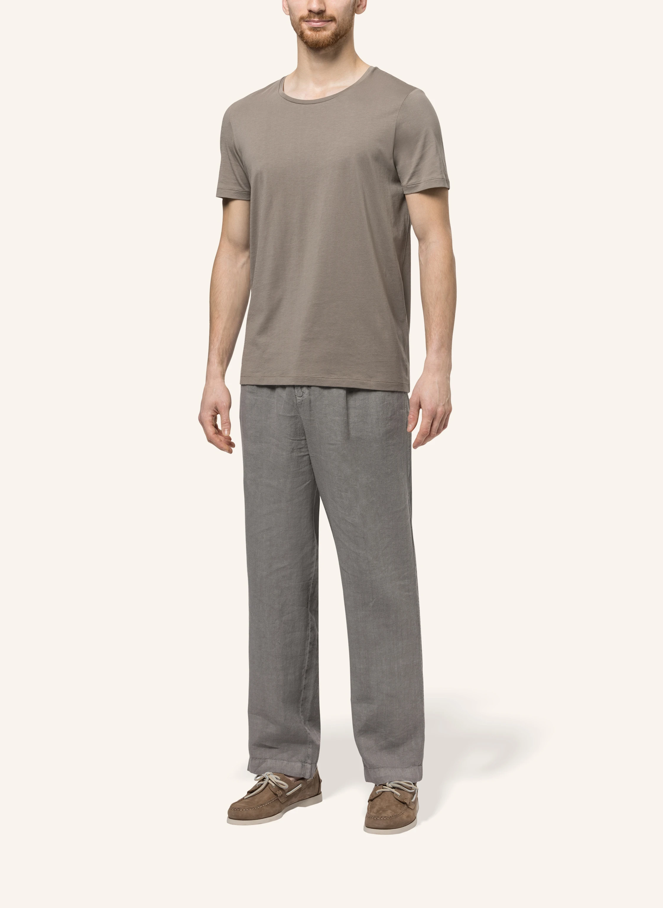 TRUSTED HANDWORK Round Neck 1/2-Sleeve T-Shirt