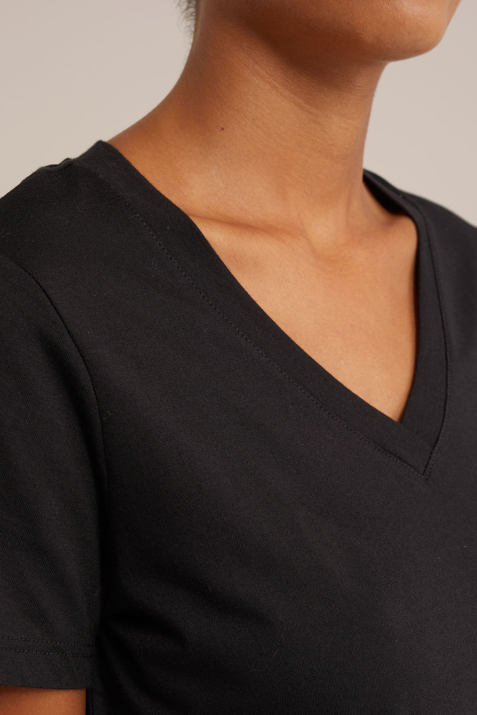 T-shirt WE Fashion Zwart