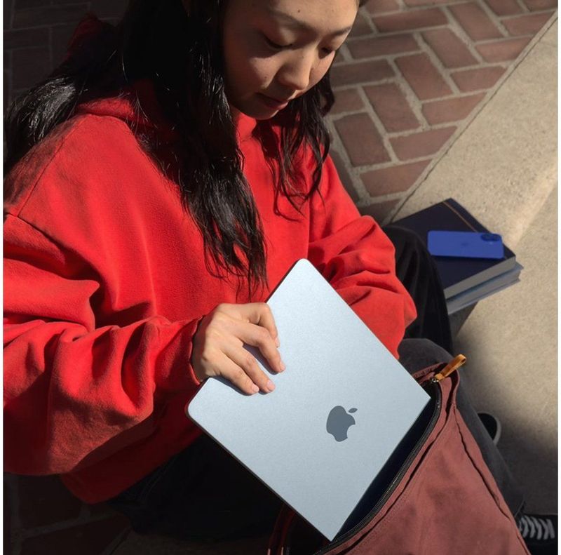 Apple - MacBook Air - Laptop - Hemelsblauw - Gerecycled Aluminium