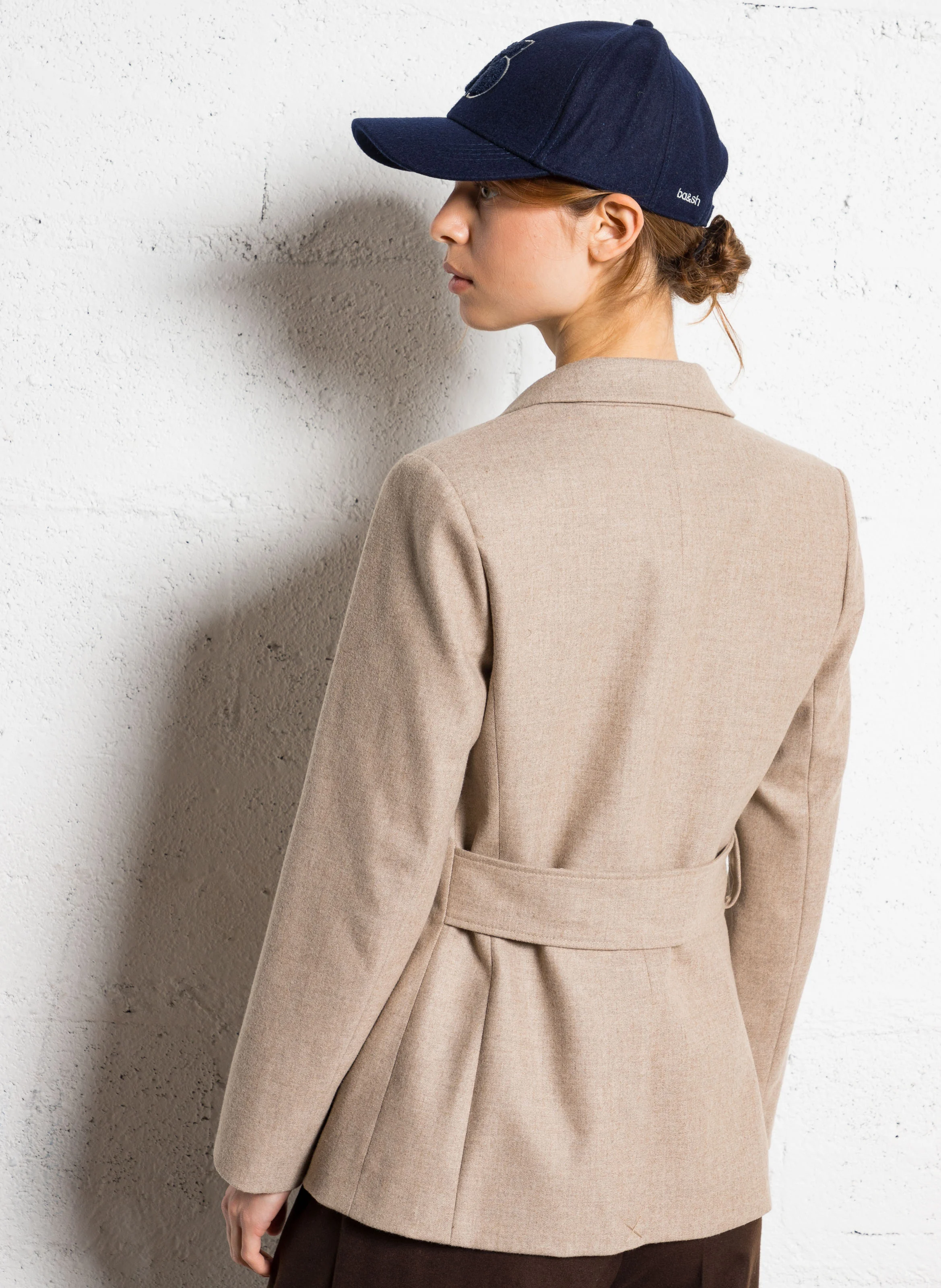 BULE - Veste tailleur ajustée | Beige