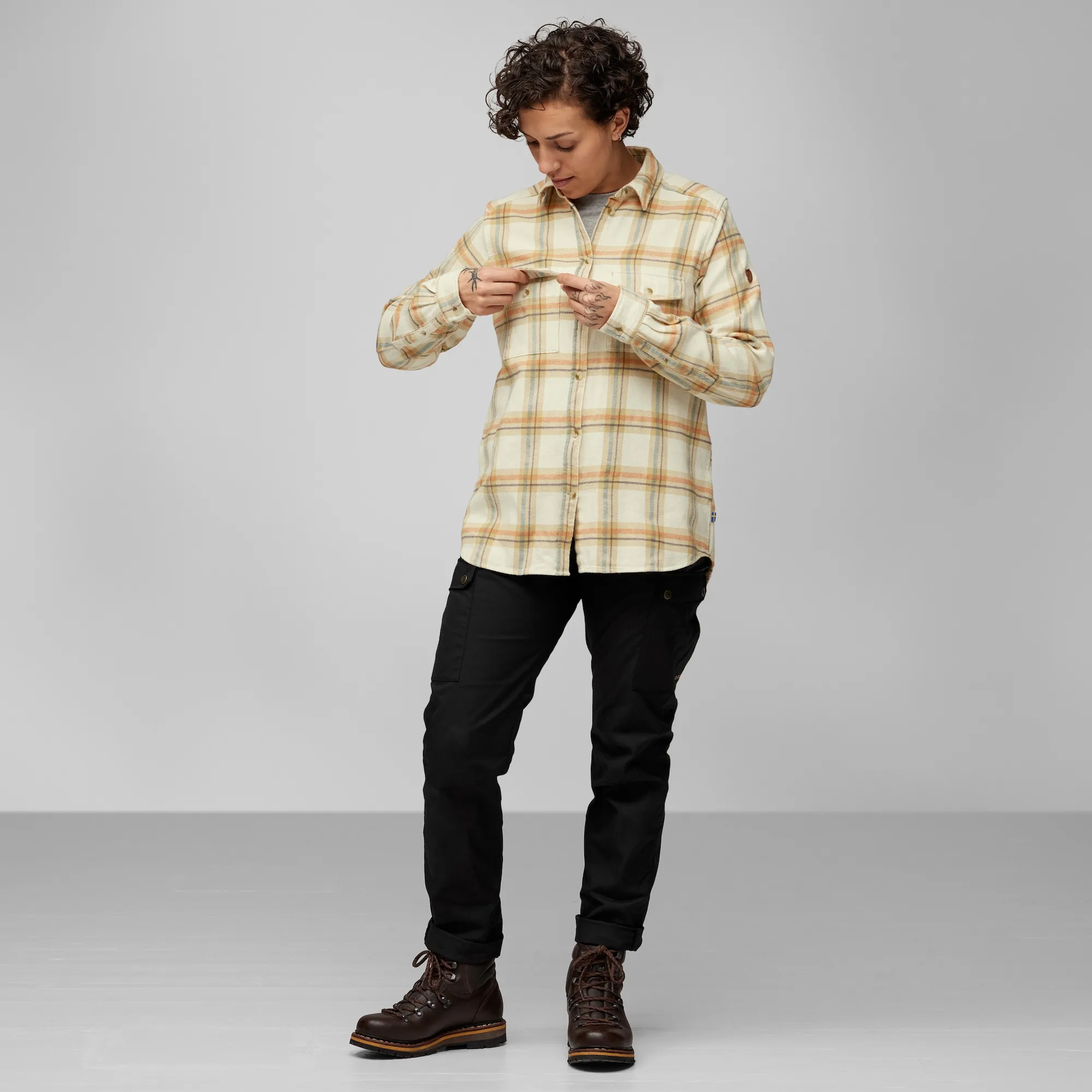 Fjällräven Övik Heavy Flannel Shirt W Chalk White-Dune Beige