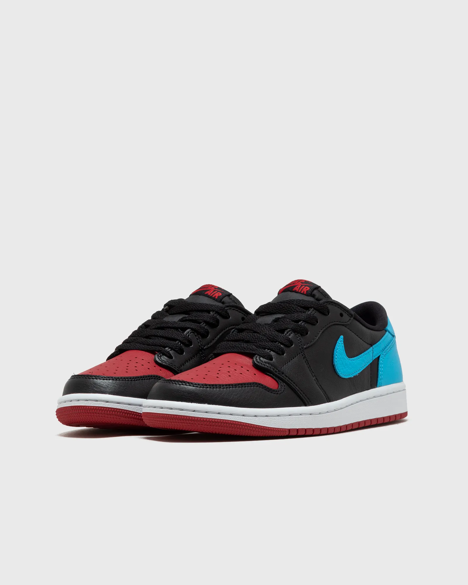 Jordan WMNS AIR JORDAN 1 RETRO LOW OG