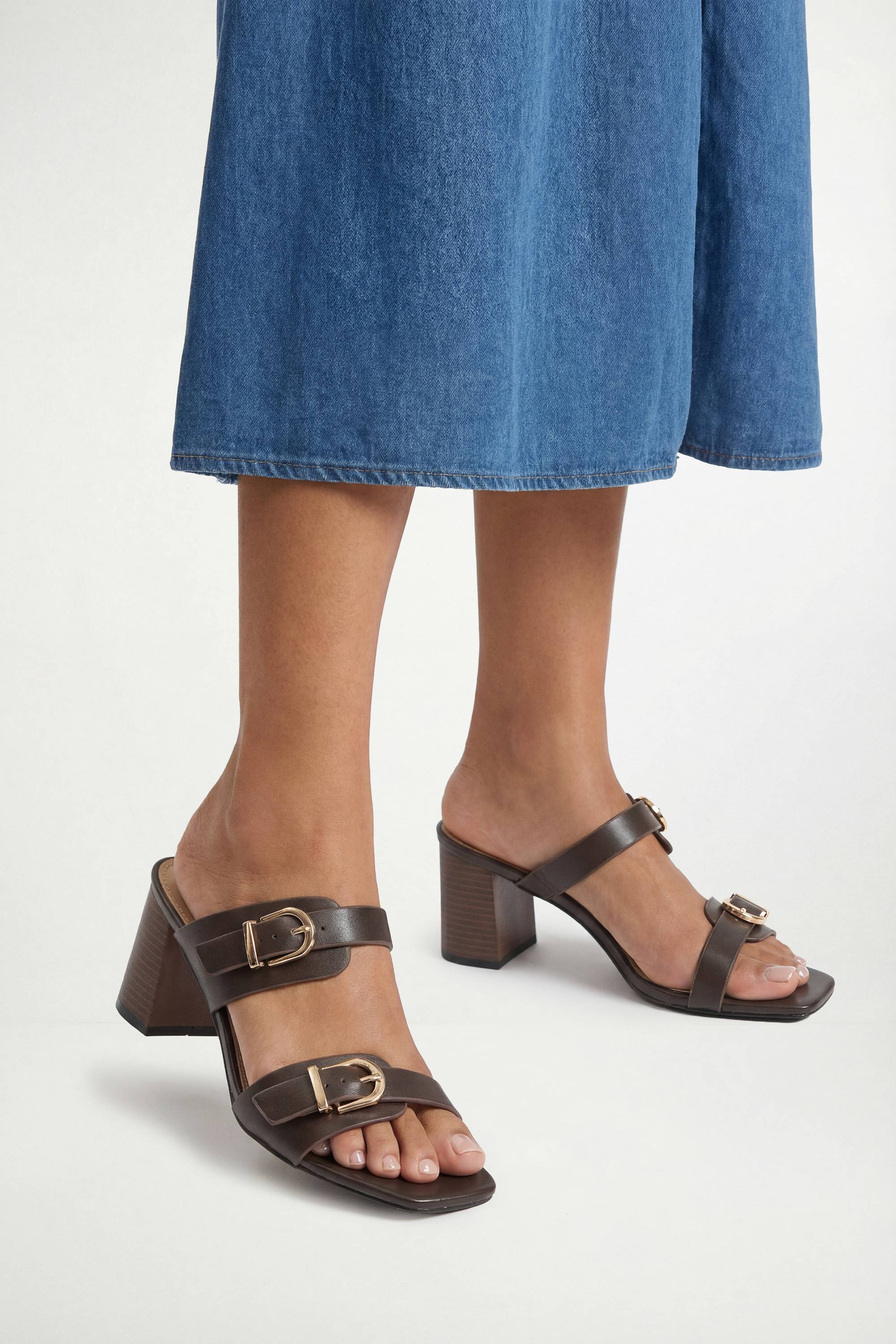 Wallis Mules Axel À Talon Bloc En Synthétiquecuir Avec Détail Boucle