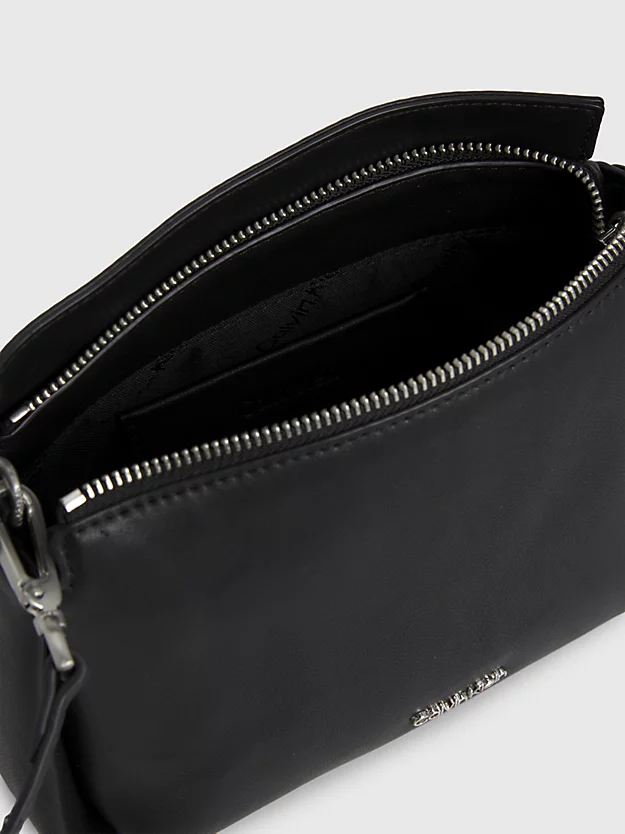 Mini bolsa de ombro macia