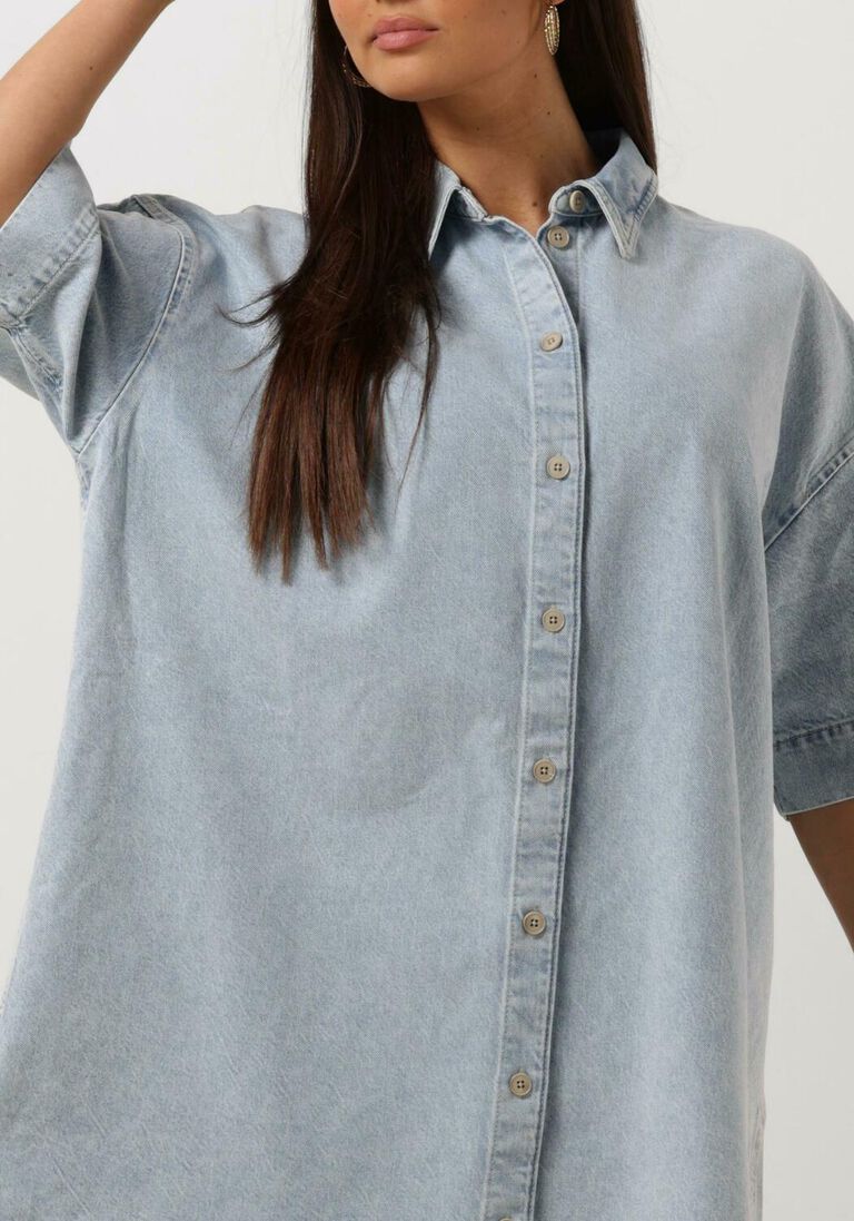DRYKORN lichtblauwe drykorn blouse ohdana