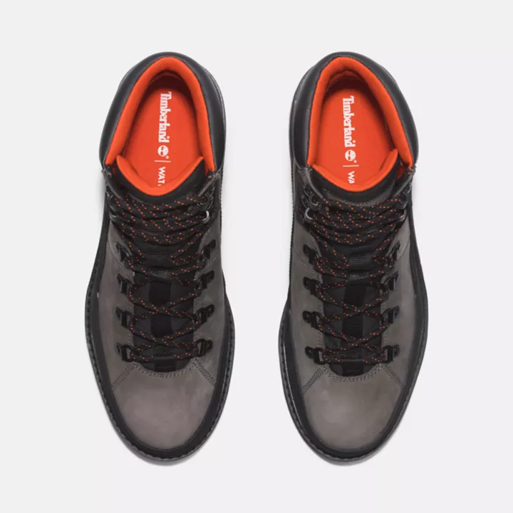 Bota masculina Vibram e Gore-Tex na cor cinza.