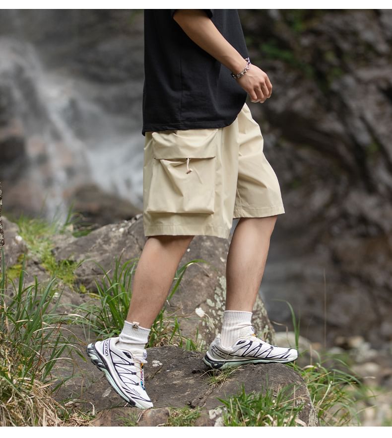 Really Point - Mid Rise Plain Cargo Shorts