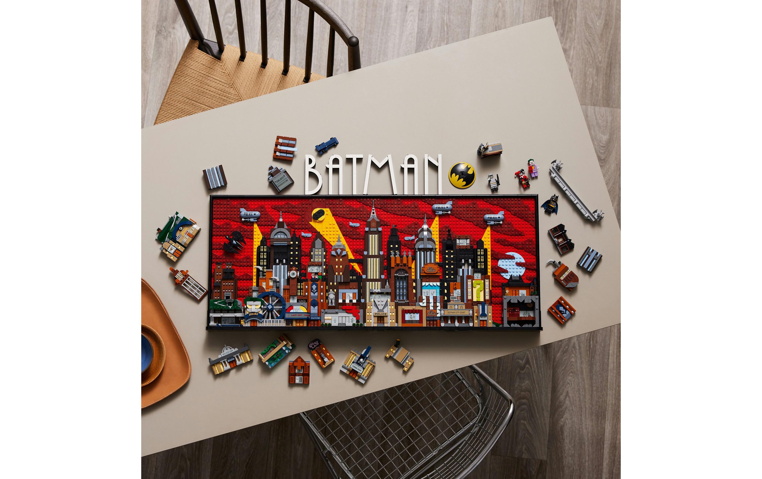 Art Batman: Die Zeichentrickserie Gotham City 76271<br>Interaktives Modell zum Bauen und Ausstellen