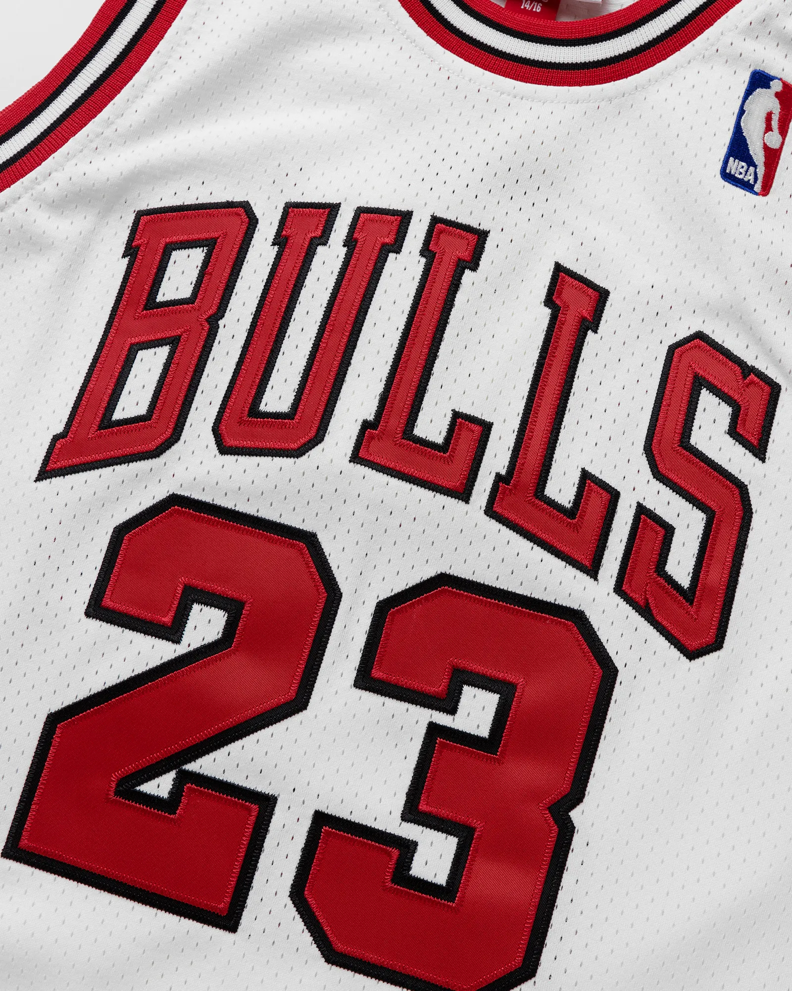 Mitchell & Ness NBA AUTHENTIC JERSEY CHICAGO BULLS 1997-98 MICHAEL JORDAN #23