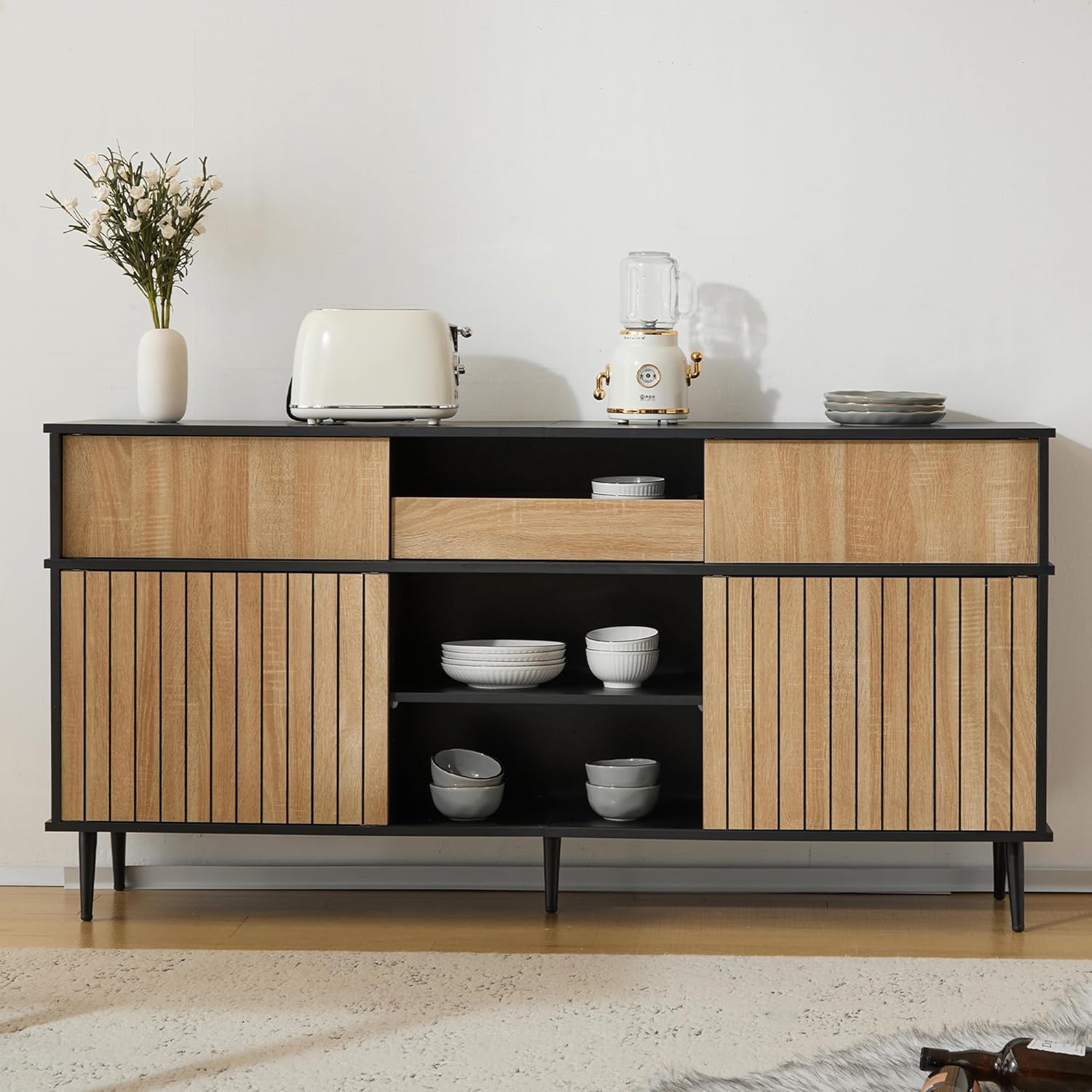 ModernLuxe Anrichte Kommode Sideboard mit 4 Schiebetüren und 1 Schublade, modernes Eiche-Schwarz-Design, 160 x 40 x 80 cm, vielseitiger Stauraum für Wohnzimmer, Esszimmer und Flur