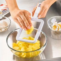 Coupe-pommes de terre, plastique/inox, blanc