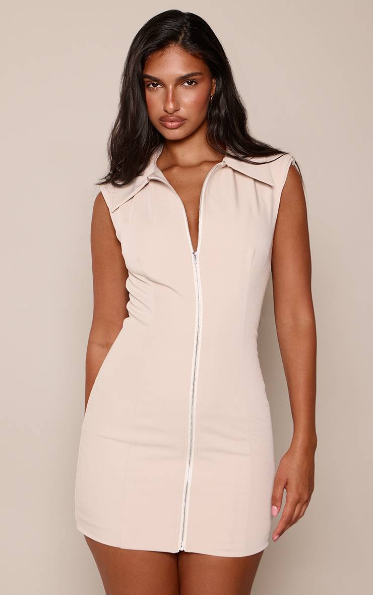 Crème Robe Ajustée Moulante Avec Épaulettes Structurées Et Détail Zip