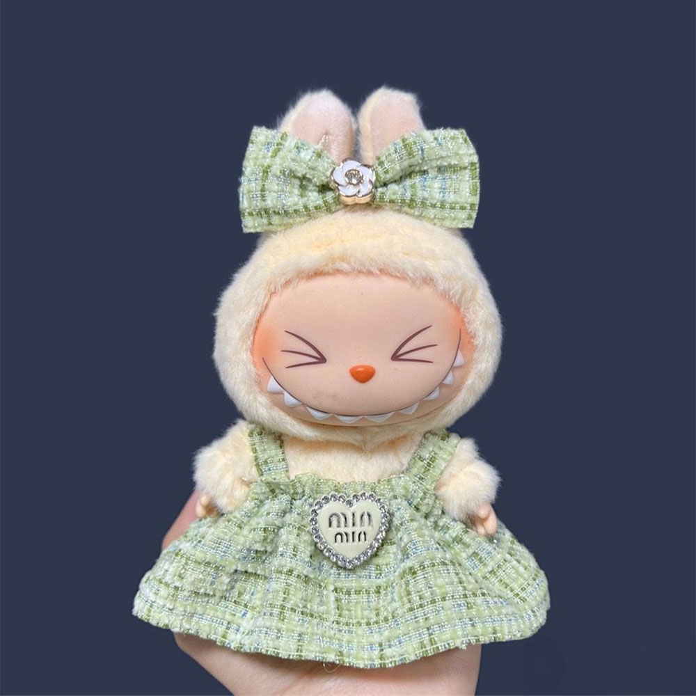 (2-tlg. Set) Monsterhäschen Bouclé Kleid Puppen Zubehör Outfit Verkleidungs Accessoire inkl. Schleife - Grün