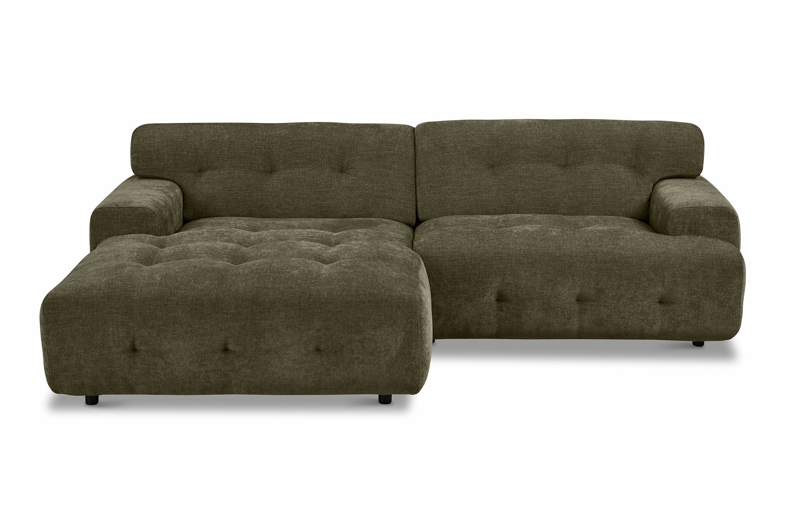Bob sofa 1,5-seter med sjeselong venstre. Tekstil City 34 Dark Moss Green med sorte ben.