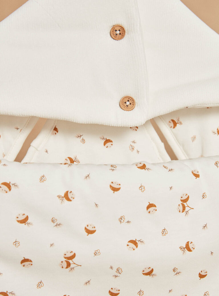 Nid d'ange écru en velours côtelé