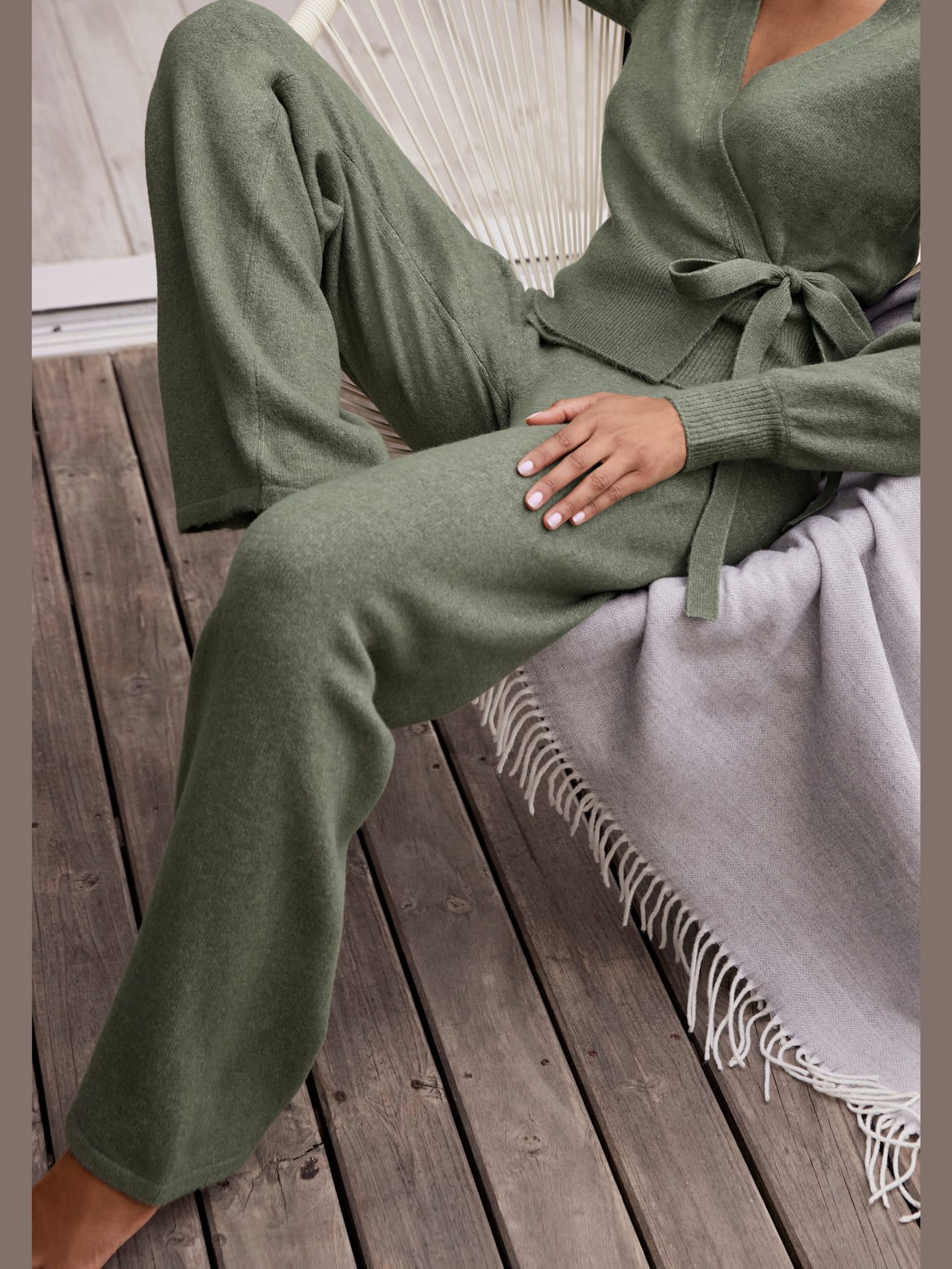 Pantalon en tricot avec jambes larges