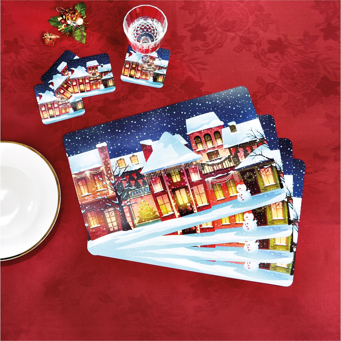 4 sets + 4 dessous de verres Noël sous la neige