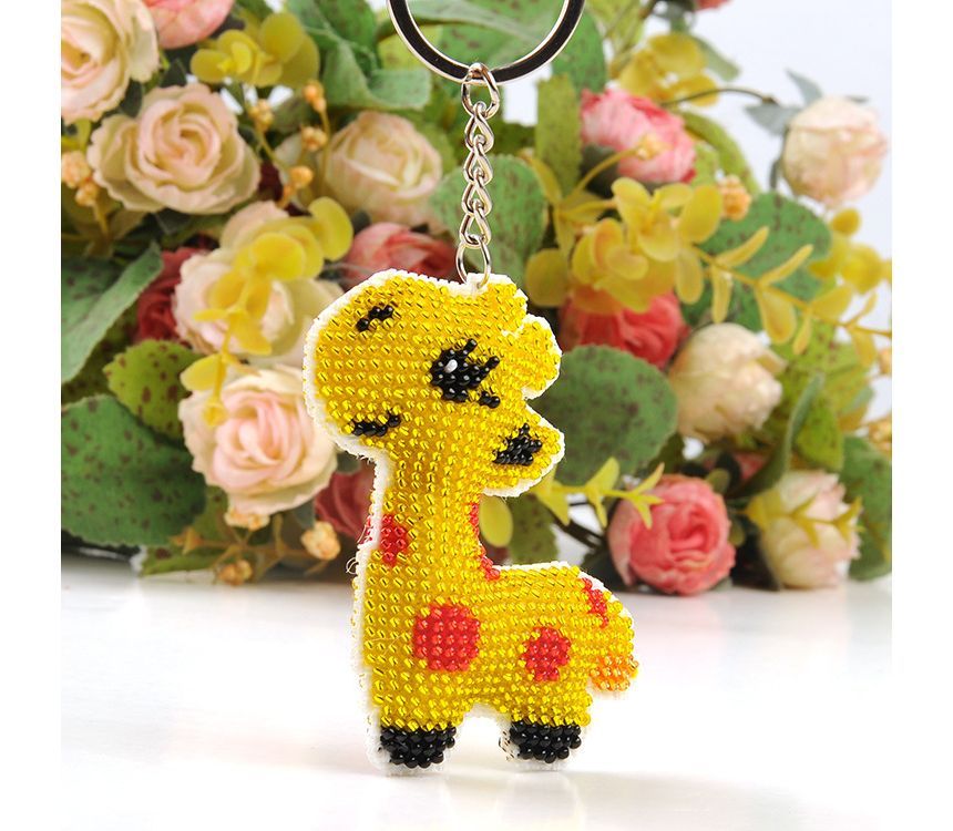 Embroidery Kingdom - DIY borduurpakket met cartoon kralen sleutelhanger (verschillende ontwerpen)