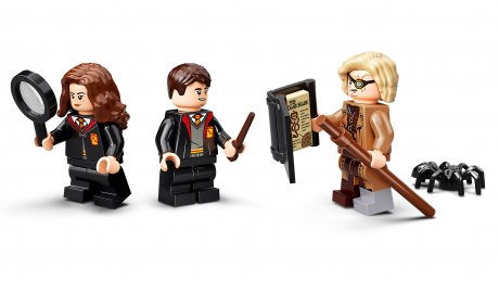 LEGO Harry Potter Defence Against The Dark Arts Class Book: 76397