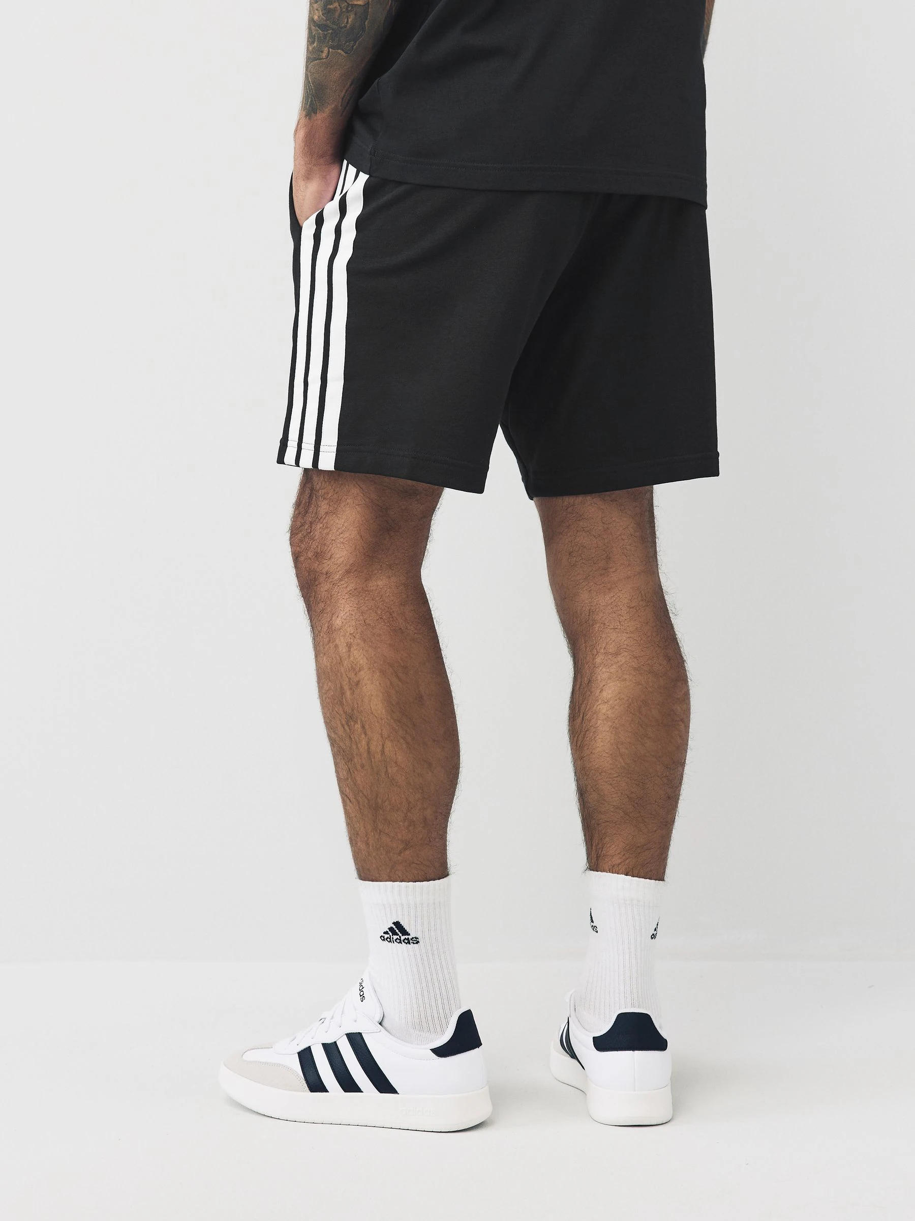Zwart wit - adidas Essential 3-Stripes French Terry Shorts