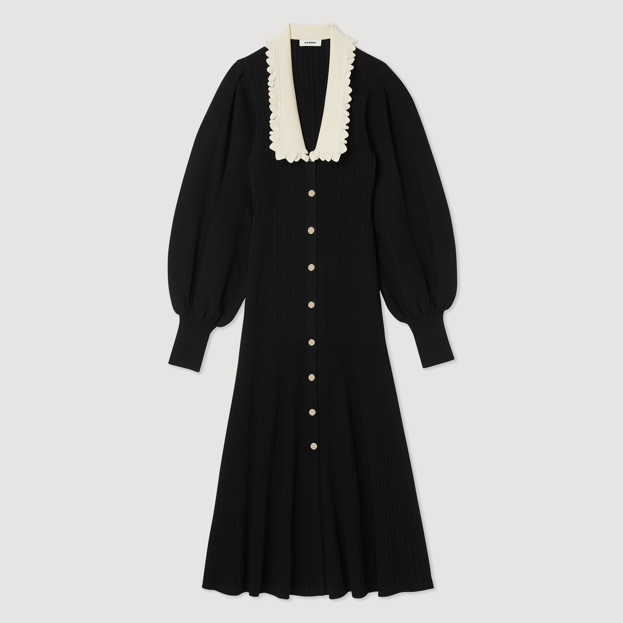 Robe longue á manches longues