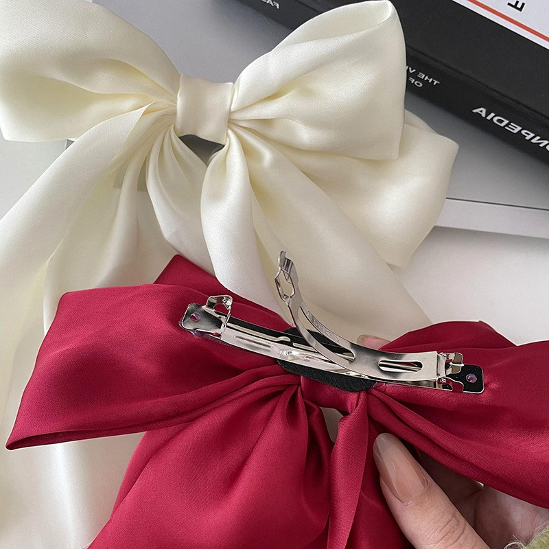 Elegante Haarspange Accessoire Clips im Schleifen Look - Weiss
